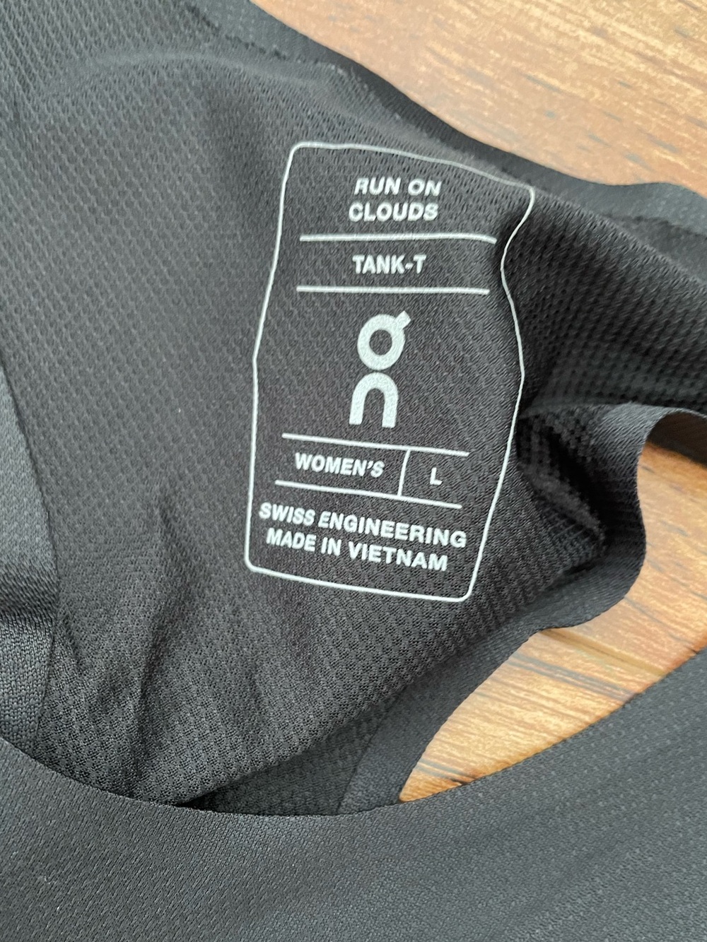 Run On clouds Lightweight Racerback Tank-t - Picture 6 of 8